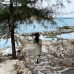 Regina Burd Instagram – Замечаю как меняются мои приоритеты и цели.На первый план вышли простые задачи и огромная ценность малого. Умение получать удовольствие и испытывать счастье от малого, удивительным образом притягивает глобальное и амбициозное, то что сегодня для тебя не является важным .