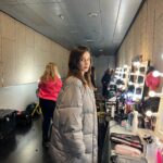 Regina Pavón Instagram - (Pensé que había perdido estas fotooos) Aquí un poquito de el BTS🎬 de LOS ARTISTAS :) #LosArtistasVIX #VIX