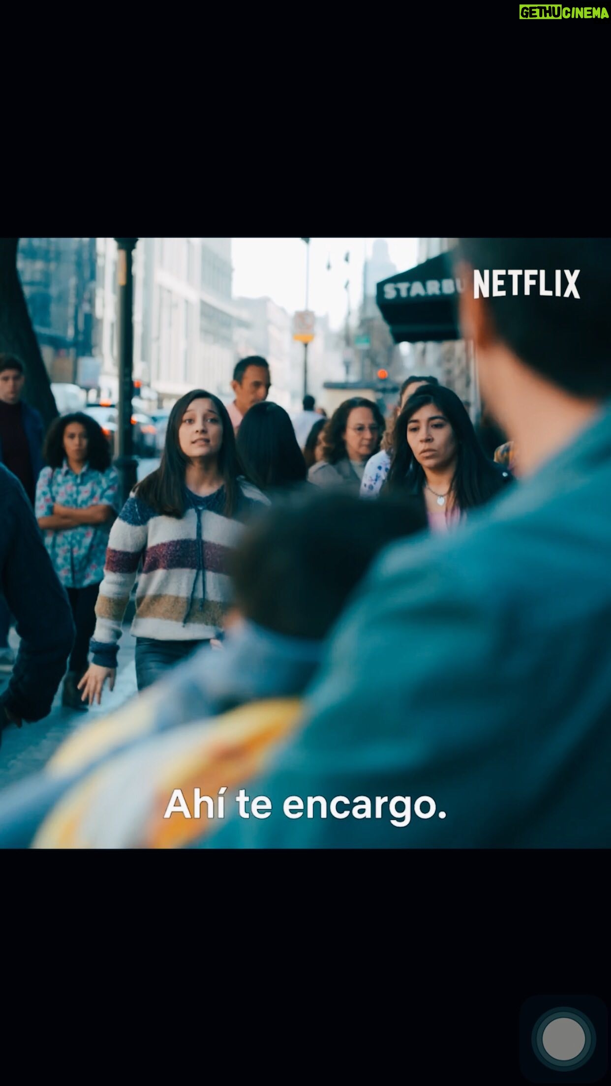 Regina Reynoso - 12.2K Likes - La más feliz de ser parte de esta hermosisima peli -Donde compartí y aprendí de los grandes @mauochmann @esmepimentel #bebéMateo @juanmartinj @veronicalanger Dirigida por el buenn @salvitaespinosa , con la produccionzasa de @traziendefilms y escrita por los genios @tiare_scanda @lzimbron
@netflixlat
Gracias equipo @talentboutiquemx