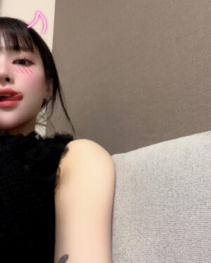Rei Kuromiya Instagram - 🖤