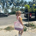 ReiNa Instagram - 🫶🌴☀️
