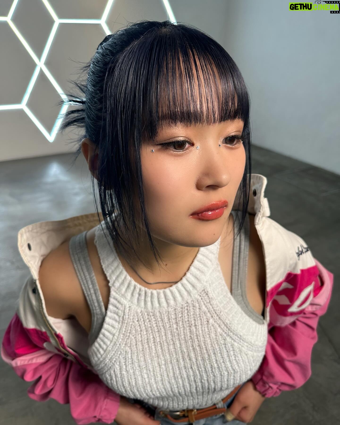 ReiNa Instagram - Hair & Make up by @miyamoto_yuri_ 🙏🥹🩷