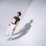 ReiNa Instagram – ・
 𝗡𝗜𝗞𝗘 𝗗𝗔𝗡𝗖𝗘 𝗣𝗔𝗖𝗞 𝗖𝗢𝗟𝗟𝗘𝗖𝗧𝗜𝗢𝗡

NIKEからダンサーのために作られた 
DANCE PACK COLLECTIONが発売🤍🤍

NIKE SPORTSWEARよりDANCEとY2Kをテーマにした本作は、サイバーから連想されるホワイトとクロームカラーを落とし込みました。

デュブレやチャームはドリップした金属をイメージ。変化し続けるNIKEのDNAと2000年代 DANCEをイメージしたエッジの効いたスタイルをスタイリッシュにミックス。

ぜひDANCE PACKを履いて自分の好きなスタイルをSNSやコミュニティで発信してね🪩✨

本コレクションのビジュアルモデルを務めたダンサー・振付師であるReiNaの着用LOOKをatmos pink HPにて公開中💭
ぜひチェックしてね❣️

HP: https://www.atmos-pink.com/lp/nike-cyber-drip-collection

#nike #ナイキ #nikedancepack #ナイキダンスパック #dancerfashion #dancecode #reina #atmospink #アトモスピンク #atmospinkdance #アトモスピンクダンス #atmospinkdanceacademy