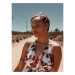 Reign Edwards Instagram - Summers otw 😊☀️💛