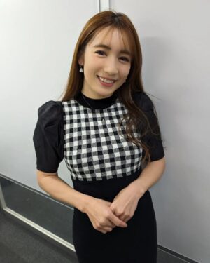 Reika Saiki Instagram - ＼🎓お知らせ📰／

なんと…
先日、慶應塾生新聞会の取材を受けさせていただきました！4月号に掲載予定とのことです🌸

中学高校での講演会といい、今回の取材といい、母校からオファーが来るなんて、、嬉しい、、☺️🙏💓
また発行されたら載せまーす！✨✨