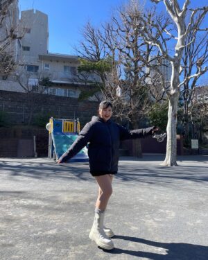 Reika Oozeki Instagram - .
撮影の合間のわちゃわちゃ🫠
マネさん写真🤳🏻
あーー、今すごくてりたま食べたいなー
でも痩せたいなーああーー葛藤ーー
てりたま食べて痩せたいでーす
