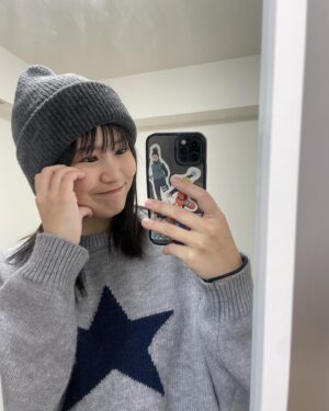 Reika Oozeki Instagram - .
寒くなってきたねーーー
真冬すぎ。でも元気に生きる😉
服はSHEINだよっ
クーポンコードあるからみんなも
チェックしてね〜🫶🏻

【1.2枚目】
トップス：22700972(☆マークニット)
ボトムス：16973343
帽子：24823137
【3.4枚目】
トップス：22842145(文字入り黒ニット)
アウター：5687552

クーポンコード：NYJP175
利用期限：2024/3/31

@shein_japan 
@sheinofficial 
#SHEIN新春SALE#SHEIN#SHEINforAll
#SHEINGoodFinds#loveshein
#saveinstyle#PR

2024年初の最大級セール、最大90%OFF！
SHEINの返品は購入から40日以内は返品無料。
詳細はSHEIN返品ポリシーページをチェック🙆🏻‍♀️