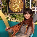 Reimi Tsutsumi Instagram - 🐴 昨日は菊花賞の模様をお届けしました！ ご覧頂いた方ありがとうございました！ 武豊騎手は菊花賞最年少&最年長V！👏 . 素晴らしい瞬間を競馬場で見られた事、とても幸せです☆ . 【追伸】 ウマフラー私も欲しい…。 . #みんなのKEIBA #HOTHOLIDAYS！オリジナルウマフラー #来週の天皇賞秋で東京競馬場に来場し、ポイントリーダーにタッチした方の中から抽選で4,000名に当たるとな！ #ウマフラー #名前が良いのよウマフラー #肌触りもとっても良きでした🐴