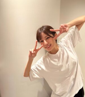 Reimi Tsutsumi Instagram - ☘️
新生活をスタートされた皆さん、おめでとうございます✨
入社式の時のワクワクした気持ちを今でもハッキリと覚えています。
あれから8年、過去の、そして未来の自分に胸を張れるように、これからも前に向かって走っていきますので、今後も皆さまよろしくお願いいたします！💐
.
#9年目もマイペースに
#毎日笑って過ごせますように…！✨