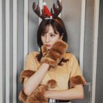 Reimi Tsutsumi Instagram - 🎄 メリークリスマス！ 先日のめざまし８TikTokライブの時のおすましトナカイ置いときます。 . さて、クリスマスの今日は 16時30分〜『ドラマを見ればセカイが変わる！私に5分ください』 25時30分〜『馬好王国』(一部地域を除きます) が放送されます🎅✨ まったりしながら是非ご覧下さい🙏 . #皆さんいつも #ありがトナカイ