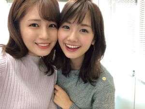 Reimi Tsutsumi Instagram - 📺
「テレビ特区」
今夜24:55〜27:55 榎並アナがディレクターを務めたコーナーにて、なんとも言えない登場の仕方をさせて頂きました！
遅いお時間ではありますが是非…！
(関東ローカルの為、見られない地域にお住まいの方々申し訳ありません😭)
.
.
#榎並アナの頭の中を具現化…🤔
#同コーナーに参加した井上アナと💓
#実は数ヶ月前に撮り、出すタイミングを見ていたらタイミングを見失っていた写真です。笑
#🙏🙏🙏