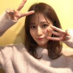 Reimi Tsutsumi Instagram - ❤︎ 「2月23日はつつみの日」 . 全国の堤さん、おめでとう…？ いや、ありがとう…？ ん…？ 何だろう…🤔 . とりあえずこんにちは！！ いや、こんばんは！！ . #今年も去年に続きまして #あなたの左手でピースを作り #携帯の左に置くと #223 #つつみの出来上がりです🤤 #危うく24日になるところだった！
