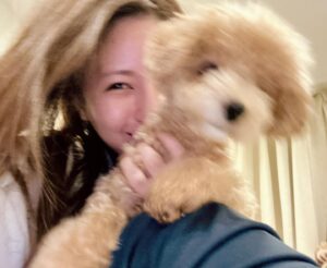 Reimi Tsutsumi Instagram - 🐇
皆さま、今年もありがとうございました！
来年も笑顔溢れる一年となりますように…✨
2024年も宜しくお願い致します✨🐉
.
#2枚目のように躍動感溢れる年に✌️
#あんじゅは寝てたので
#おんぷとゴロゴロ