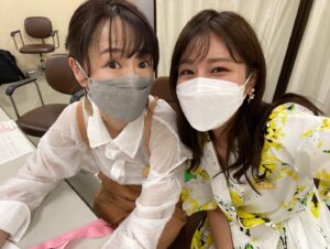 Reimi Tsutsumi Instagram - 🐴
日曜日の放送をもちまして、みんなのKEIBAを卒業致しました！
馬好王国から含めると、入社1年目から6年以上、競馬番組に携わらせて頂きました。
番組を通して競馬と出会い、沢山の素敵な景色を見せてもらいました。それにより私の6年間はより豊かなものになったと思います。
.
最近は一頭一頭の顔つきの違いを見るのが好きで、パドックでは身体のバランス以外に顔をチェックするのが楽しみでした。笑🐴

そんなパドックもこれからはゆっくり楽しめそうなので、今後は視聴者としてみんなのKEIBAを楽しみたいと思います🏇
番組を見て下さった皆さま、応援して下さった皆さま、本当にありがとうございました！
.
#DAIGO さん
#新人の頃から大変お世話になりました！
#井崎脩五郎　先生
#細江純子　さん
#佐野瑞樹　アナ
#山本昌　さん
#ゲストとしてお越しいただいた方々
#実況アナウンサーの先輩後輩
#スタッフの皆さん
#視聴者の皆さん
#MKS
#マジ感謝
#これにて競馬MC卒業
#堤の日々はつづく。