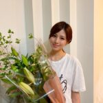 Reimi Tsutsumi Instagram - 💐 母の日の今日は、母の好きな百合の花束をプレゼントしました✨ いつもありがとう💓 . #母の日 #日頃の感謝の気持ち込めて🙏 #れーみママさんきゅううう！