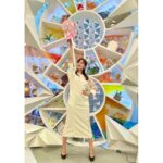 Reimi Tsutsumi Instagram - ⏰ 本日、番組開始からお世話になっためざまし8を卒業致しました！ 多くの出来事を通して、皆さまと様々な気持ちを共有出来たこの2年は、新たな気づきも多く、とても学びの多い日々でした。 そして、素敵な方々に囲まれて毎回楽しくお仕事と向き合えていた事が本当に幸せでした。 改めて、携わって下さった全ての方々に感謝の気持ちでいっぱいです✨ そして、同時に入社以来6年半担当してきた朝の情報番組も卒業となりました。 まだあまり実感が湧かず、明日も早い時間に目が覚めてしまいそう…🥱 ですが、ここからはLive News αのスタートに向けて、気持ちと生活リズムを切り替え、一層身を引き締めて参りたいと思っています。 今までとは時間帯も大きく異なりますが、今度は皆さんと夜のひと時をご一緒させて頂ければとても嬉しいです🌙✨ 新たな場所でも私らしく頑張りますので、皆さま引き続き宜しくお願い致します！ . #ありがとう#めざまし8 #過ごした全ての時間が宝物です #本当にありがとうございました！ #まだ他にも写真が沢山あるのでそちらはまた今度🙈 #そして谷原さんに2ショットを撮って頂くのをすっかり忘れていた事に今更気づく堤なのでした。 #今度お会いした時に是非撮って頂こう…🥺