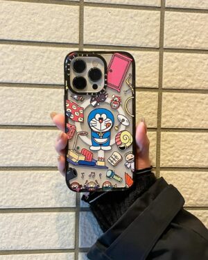 Reina Fujie Instagram - ♥
CASETiFY✖️ドラえもん💙🐈‍⬛

タイムマシン、どこでもドア
暗記パンと実際にあったら嬉しいアイテムが
てんこ盛りのケース😍

姪っ子も気に入ってずっと見てました！

@casetify_jp 

#PR #CASETiFY #DoraemonCASETiFY