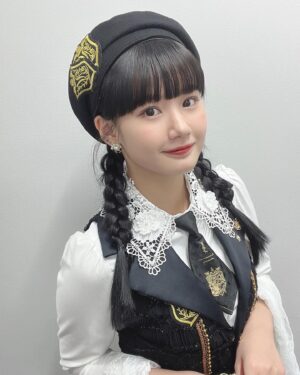 Reina Yokoyama Instagram - 📸🖤
.
新衣装！！！
.
.
#横山玲奈
#morningmusume23
#モーニング娘23
#アイドル衣装