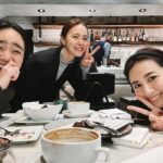 Reina Asami Instagram - ちょっと前に @akihigashihara @ayaaa0707 とランチ🫶 お2人ともめちゃ忙しいのにパワフルママで本当尊敬しかない！‼️ 色々、本当にいろいろ聞きまくってアドバイスして貰ったり、私が聞いた事に速攻で調べてくれる仕事の速さ😂 そしてとってもHAPPYなお2人に元気貰っちゃったよ🤲 楽しくて時間があっという間でした。 またすぐ会いたくなる2人🥹