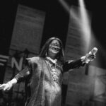 Rekha Bhardwaj Instagram - A delicate equilibrium of perfect harmony. @rekha_bhardwaj @vishalrbhardwaj @tmtalentmanagement #photographybydeepaktiwari #rekhabhardwaj #vishalbhardwaj #blackandwhite #filmmaker #singersongwriter #mumbai #photographer #gigphotography #canwithcanon #delightingyoualways #canonindia