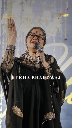 Rekha Bhardwaj Instagram - Building our little community with everyone who showed love and only love 

Grateful to all hearts that breathed the lovely emotions of Jhoom.🌹

Shukriya Dil se✨

Extending our gratitude to the soulful voice of @rekha_bhardwaj 

Thankful to those who joined our hands in weaving a beautiful world & supporting us whole heartedly❤️
.
.
#ibtidaindia #ibtidaekmehfil 
#Mehfil #baithak #revival #ekshaam #makeinindia #revival #happiness #craft #art