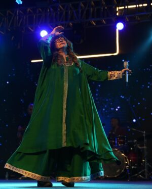 Rekha Bhardwaj Instagram - Love personified in music. @rekha_bhardwaj ji’s timeless grace and @vishalrbhardwaj ji’s soulful compositions came together in a symphony of love and longing. It was an evening filled with mesmerizing music, heartfelt emotions, and the undeniable chemistry between them.

[love, melody, good vibes, live show]

#tmtm #tmexclusive #tmtalentmanagement  #rekhabhardwaj #vishalbhardwaj #entertainment #happiness #fun #musicalmagic #explore