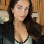Renée Murden Instagram - Happy Monday 🌱 @alo #alopartner