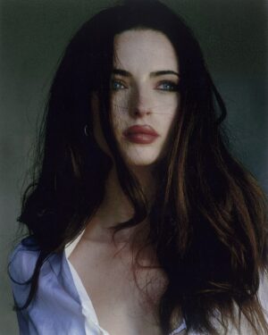 Renée Murden Instagram - Portraits w @nicholas.fols 
Makeup and Hair by @bynimua