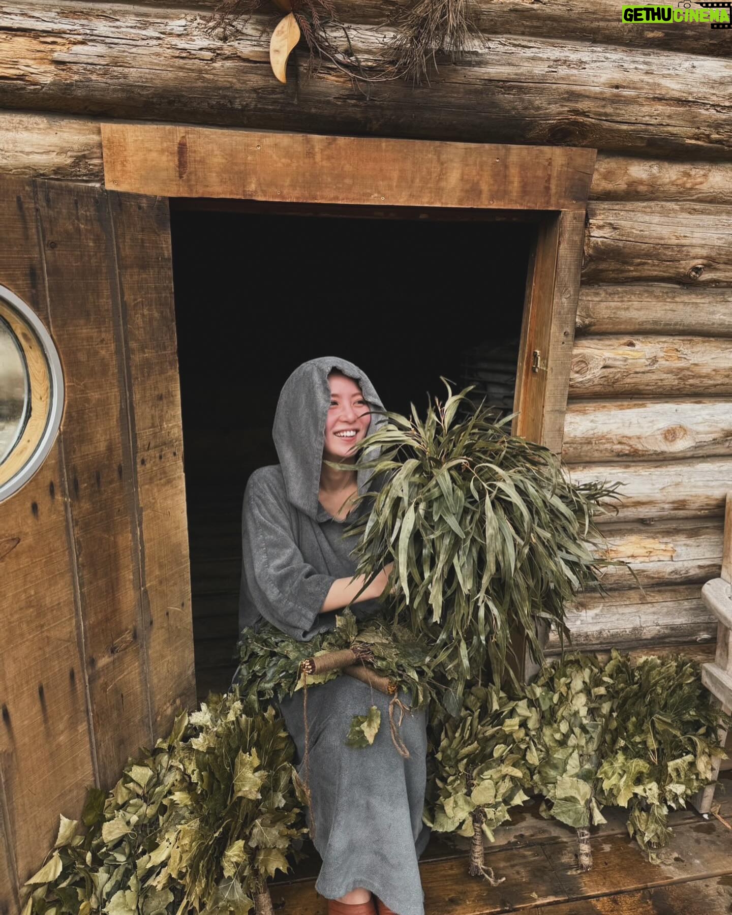 Ren Ishikawa Instagram - #サ旅 @長野🌿 少し前に、ずっと行ってみたかったThe Saunaへ! 雪の中でのアウトドアサウナ、最高すぎて幸せの極みだった。。 しっかり整った後は美味しいお蕎麦を食べて、茶臼山動物園で推し活🐅❤️🔥 夜は松本城のプロジェクションマッピングを観に。 親友たちとドライブしながら、趣味を大満喫できたオフでした♨️ #dayoff #長野 #サウナ #サ活 #推し活 #茶臼山動物園