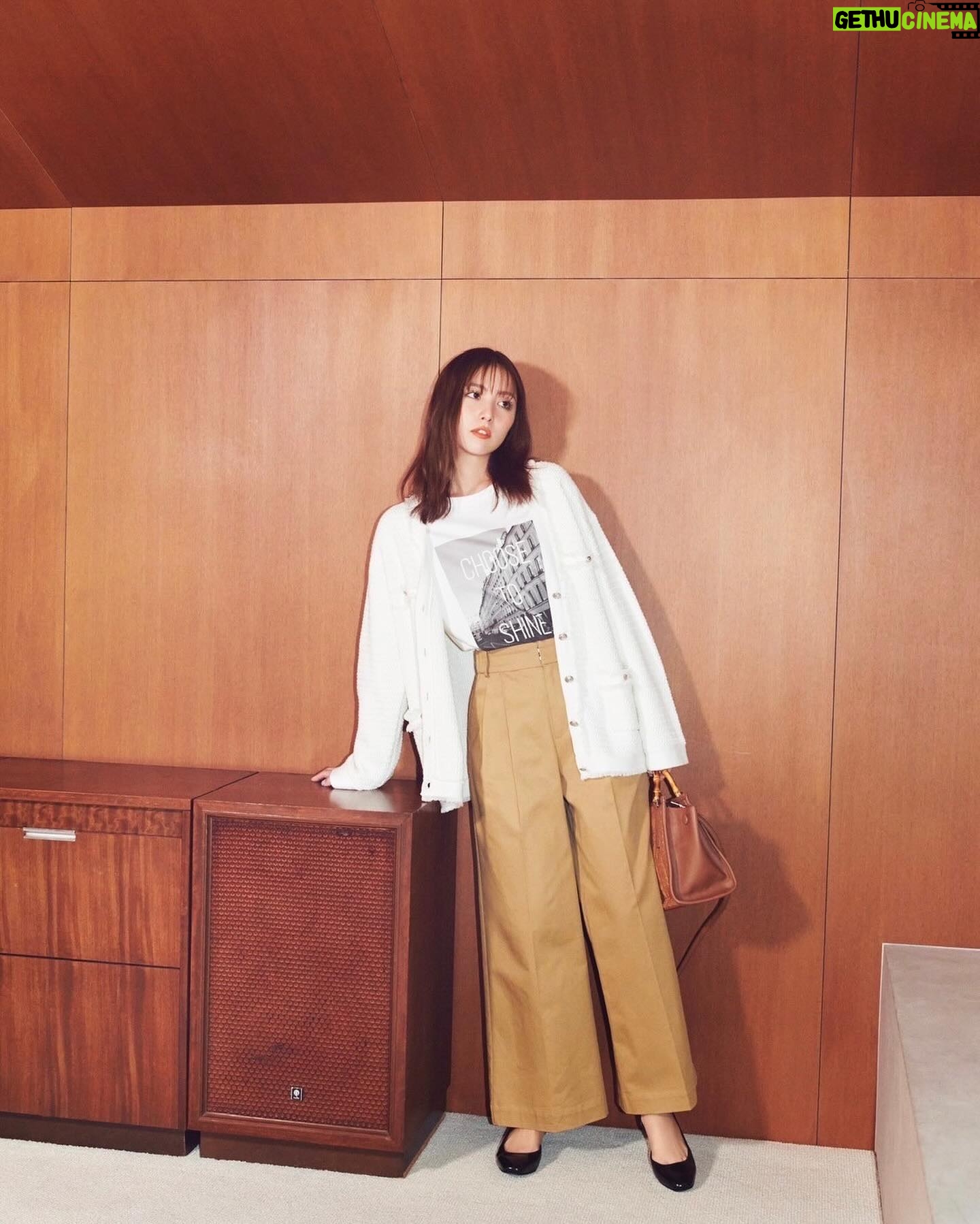 Ren Ishikawa Instagram - #Stola. 2024 SPRING Vol.1"Feel" 春が待ち遠しくなるようなお洋服ばかりです! ぜひチェックしてください☺️💐 https://stola.jp/pages/springcatalog20240208