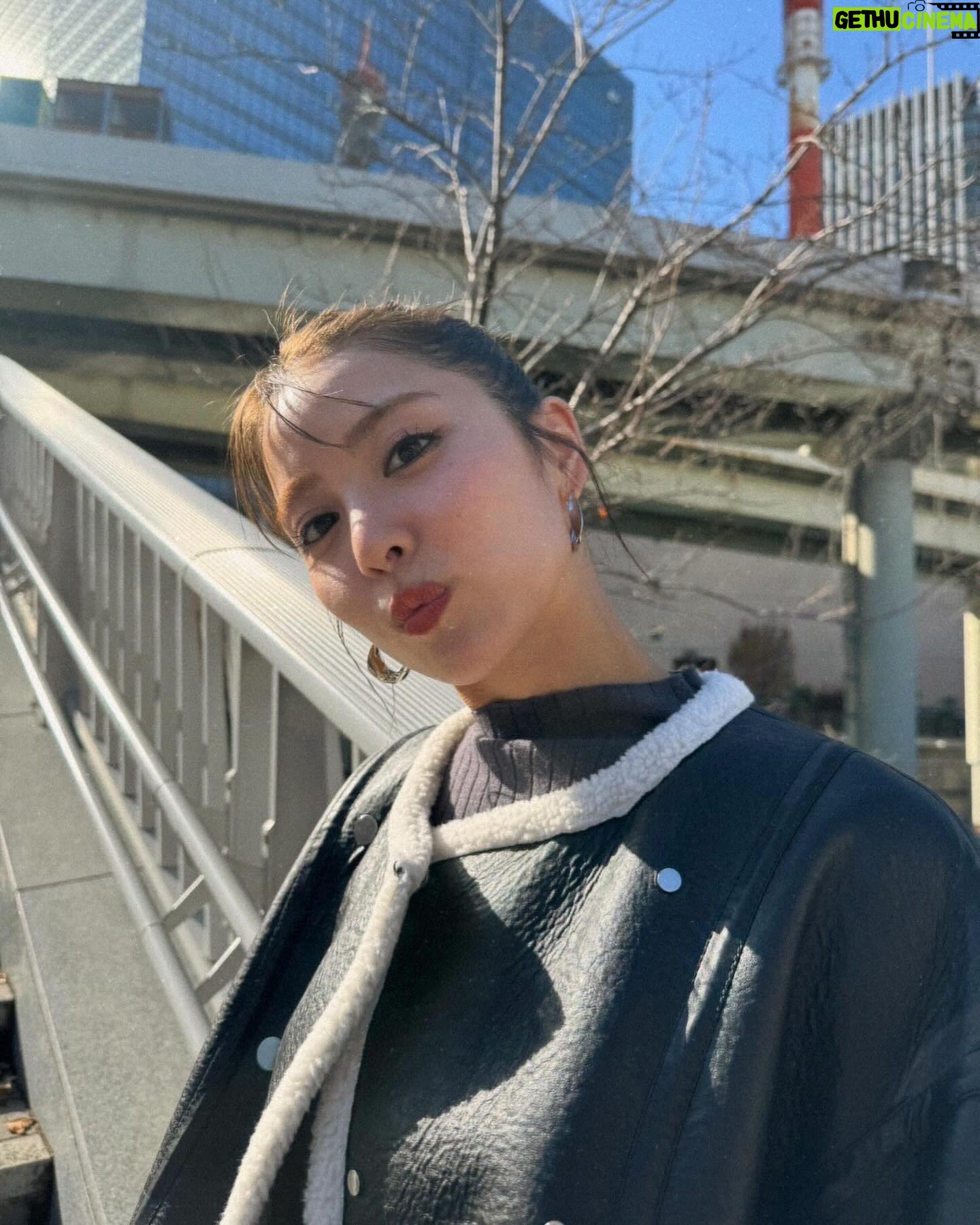 Ren Ishikawa Instagram - #steady. 3ćĺˇđź ćĽăŽć¨ăć´ťăŻăłăăŽă芹ă čźăĺżăăŚăăžăŁăŚăăĺ
ćĺˇăŽăŞăăˇă§ăăăä¸çˇăŤčźăăĄăăă ăă˛ăă§ăăŻăăŚăă ăăâď¸