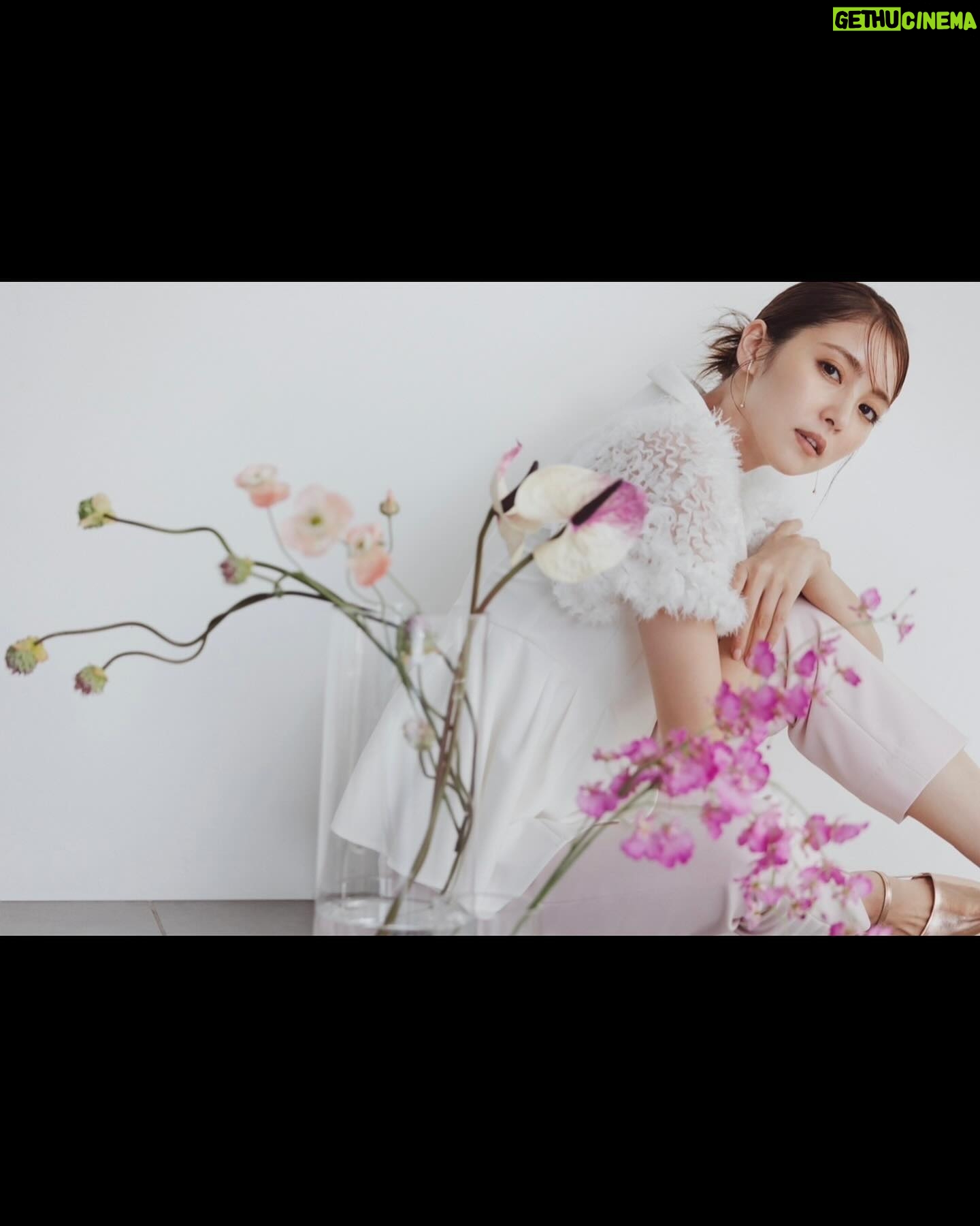 Ren Ishikawa Instagram - #CELFORD 👒 2024 Spring Collection"Liberty MOOD" 細部までこだわり抜かれたCELFORDのデザインとシルエットに心を奪われました。 ぜひチェックしてください💐