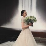Ren Ishikawa Instagram - "Hotel Wedding"cover💍 グランドハイアット東京の素敵なロケーション、そして美しいウェディングドレスたちに、胸が高鳴りっぱなしの撮影でした。 中ページにはインタビューも掲載されています！ ぜひチェックしてください💫 #HotelWedding #グランドハイアット東京