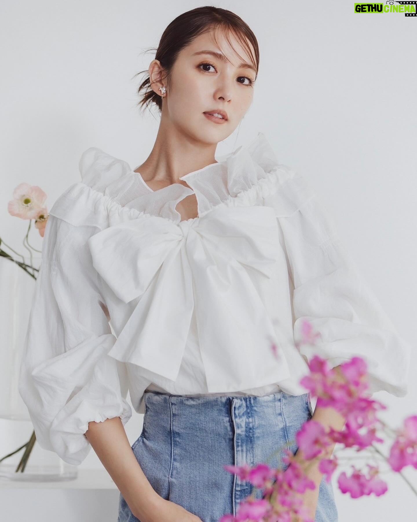 Ren Ishikawa Instagram - #CELFORD 👒 2024 Spring Collection"Liberty MOOD" 細部までこだわり抜かれたCELFORDのデザインとシルエットに心を奪われました。 ぜひチェックしてください💐