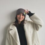 Ren Ishikawa Instagram – 今年の冬はビーニーが大活躍でした❄️
手に持っているのは撮影でもらった大好きな梅おにぎり。笑
あっという間に2月も終わりですねぇ〜〜
もうすぐ次の作品にクランクインします☺️
早く暖かくならないかな🌸