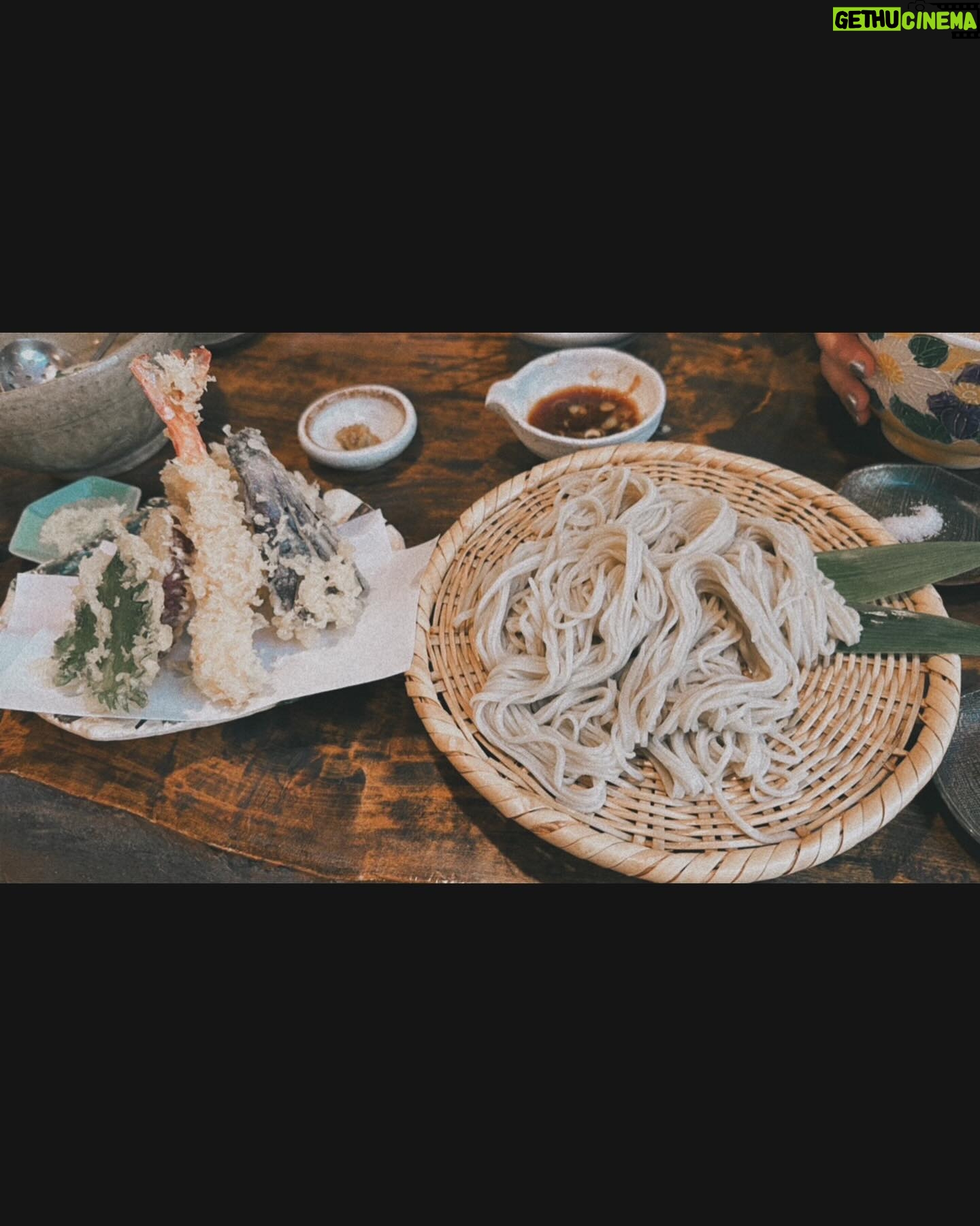 Ren Ishikawa Instagram - #サ旅 @長野🌿 少し前に、ずっと行ってみたかったThe Saunaへ! 雪の中でのアウトドアサウナ、最高すぎて幸せの極みだった。。 しっかり整った後は美味しいお蕎麦を食べて、茶臼山動物園で推し活🐅❤️🔥 夜は松本城のプロジェクションマッピングを観に。 親友たちとドライブしながら、趣味を大満喫できたオフでした♨️ #dayoff #長野 #サウナ #サ活 #推し活 #茶臼山動物園