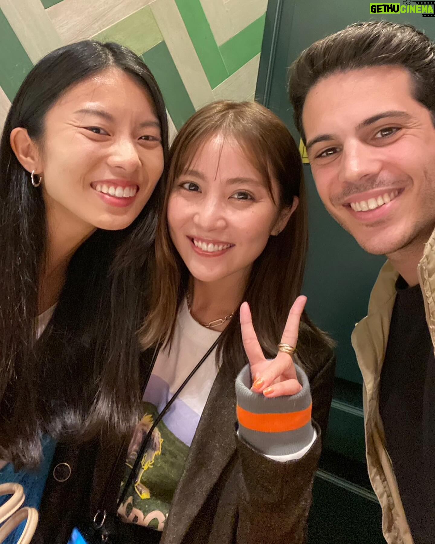 Ren Ishikawa Instagram - 2023年、お疲れ様でした🐇 今年出会えた人たち、一緒にものづくりができた人たち、会いに来てくれた人たち、応援してくれている人たち、支えてくれている人たち、いつもそばで笑わせてくれる人たち、、 仕事納めをしてほっと一息つくと、いろいろな人の顔が浮かんできます。 今年も本当に本当に、お世話になりました。 ありがとうございました🌙 2023年最後の写真はどれにしよう〜〜と迷った結果、休暇で訪れたスペインが最高だったのでその思い出を🇪🇸 皆さま、良いお年をお迎えください。 また2024年にお会いしましょう🐉