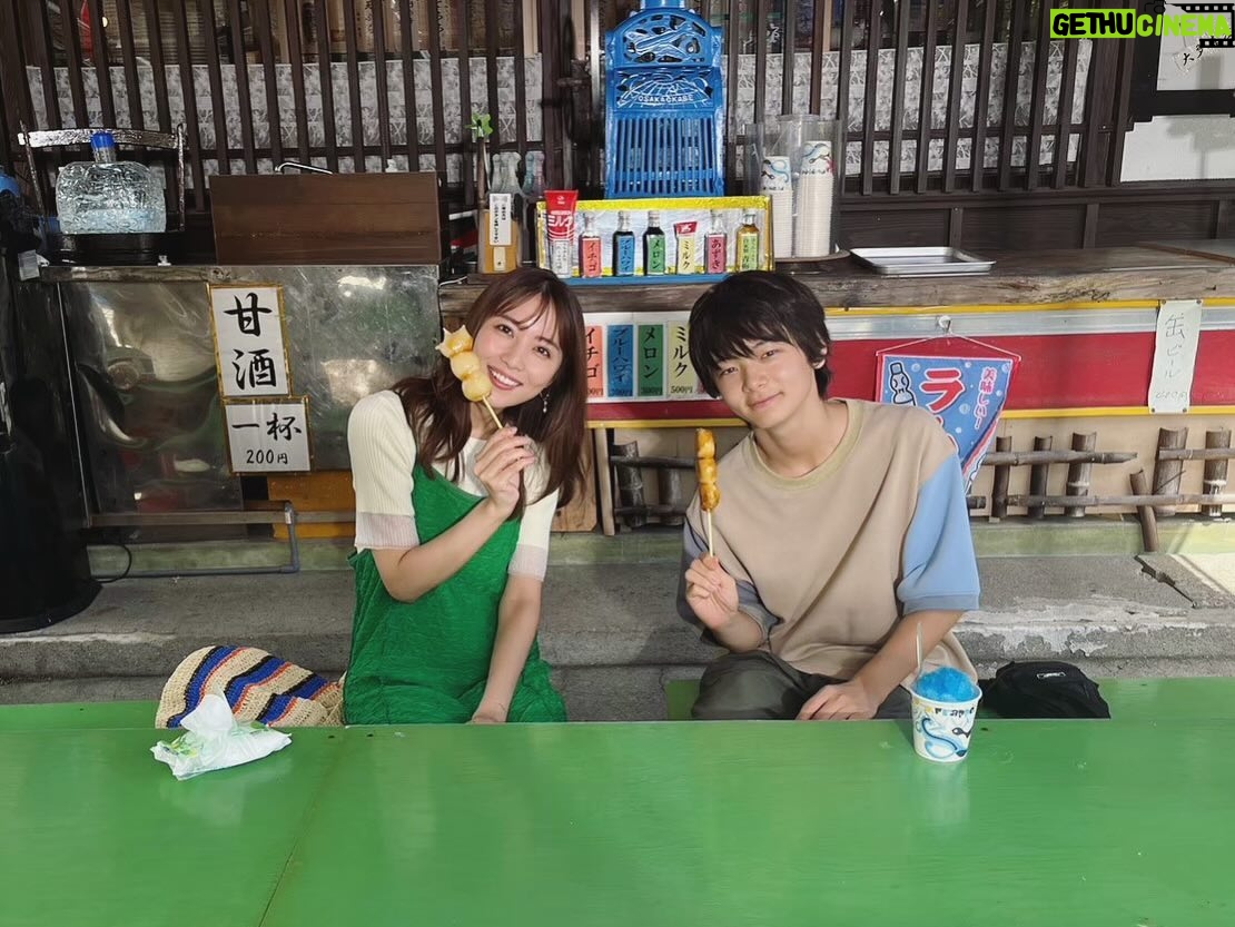 Ren Ishikawa Instagram - 本日この後! 真夜中ドラマ「猫カレ-少年を飼う-」遂に最終回です🐈 佐伯監督、的場監督、凪沙役の齋藤潤くんを始め、たくさんのキャスト・スタッフの皆さまに支えられてクランクアップまで走り切ることができました。 様々な感情とともに過ごした撮影期間はとても濃く、今はその思い出が宝物として強く胸の中に存在しています。 改めて、猫カレという作品と藍という愛おしいキャラクター、そしてここで出会えた皆さまとの素敵なご縁に感謝でいっぱいです。 私にとってとてもとても大切な作品になりました。 本当にありがとうございました🌸 #BSテレ東 24:00〜 #テレビ大阪 24:55〜 ご覧いただけない地域の方は #TVer で無料見逃し配信もされています! どうか最後まで見届けてください🌙