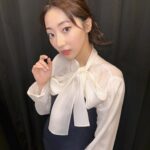 Rena Takeda Instagram – VALENTINE event -1

華音ありがとう🌻

shirt
@amuletoiofficial 
jumpsuit
@ezumi.official 
@mandassociates
shoes 
@charleskeith_jp
accessories 
@manarosa_jewel 
@cn_online114 
@plafu77

#PR

#amuletoi
#EZUMi
#CharlesKeithLinitial
#manarosajewel 
#plafu