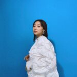 Rena Takeda Instagram - 週刊アスキー　💙　ﾐﾃﾈｰ tops @rumche_official skirt @seivson boots @ju_by_labelleetude accessories @murralofficial #PR #RUMCHE #MURRAL #J1Ubylabelleetude