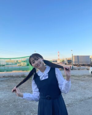 Rena Takeda Instagram - あなたの恋人、強奪します　第６話

関東今夜深夜
関西は明日夜です🐈‍⬛

写真は前回の学生雛子👩‍🎓
まだ、、制服いけますか？笑

今回の扮装もまたガラッと変わります🥸