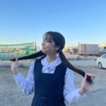 Rena Takeda Instagram - あなたの恋人、強奪します　第６話 関東今夜深夜 関西は明日夜です🐈‍⬛ 写真は前回の学生雛子👩‍🎓 まだ、、制服いけますか？笑 今回の扮装もまたガラッと変わります🥸