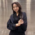 Rena Takeda Instagram – eスポーツフェスタ2024 
「eGG presents 第五人格プロに聞いてみたSP」

出演してきました✨
色々お話し聞けて楽しかったです👏🏻
衣装も第五人格のイメージで🖤

jacket,tops,skirt @limifeu_official
accessories @e.m.__official @flake_jewelry_official
shoes @camper_japan

#PR

#limifeu
#em
#flake
#camperjapan