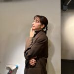 Rena Takeda Instagram - 前回のeGG見て頂けましたか？ eスポーツ実況に活かせる極意を学びました！ あと鉄拳8！たのしかった〜🎮 jacket,tops @thehandsome.official @utspr skirt @kirsh_jp_official @musinsa_japan shoes @charleskeith_jp accessories @reflection.co_official @the.pr_ @ete_official @joueteofficial #PR #衣装着用 #衣装リース #thehandsome #kirsh_jp_official #musinsaglobal #charleskeith_jp #sparkle_your_reflection #thepr #ete #Jouete
