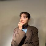 Rena Takeda Instagram - 前回のeGG見て頂けましたか？ eスポーツ実況に活かせる極意を学びました！ あと鉄拳8！たのしかった〜🎮 jacket,tops @thehandsome.official @utspr skirt @kirsh_jp_official @musinsa_japan shoes @charleskeith_jp accessories @reflection.co_official @the.pr_ @ete_official @joueteofficial #PR #衣装着用 #衣装リース #thehandsome #kirsh_jp_official #musinsaglobal #charleskeith_jp #sparkle_your_reflection #thepr #ete #Jouete