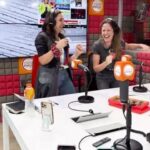 Renata Bravo Instagram – Primer día de Hable con ellas !!!!! los esperamos  mañana junto a la  @maca_santelices de 10 a 12 hrs por @estacionmetropolitanafm
