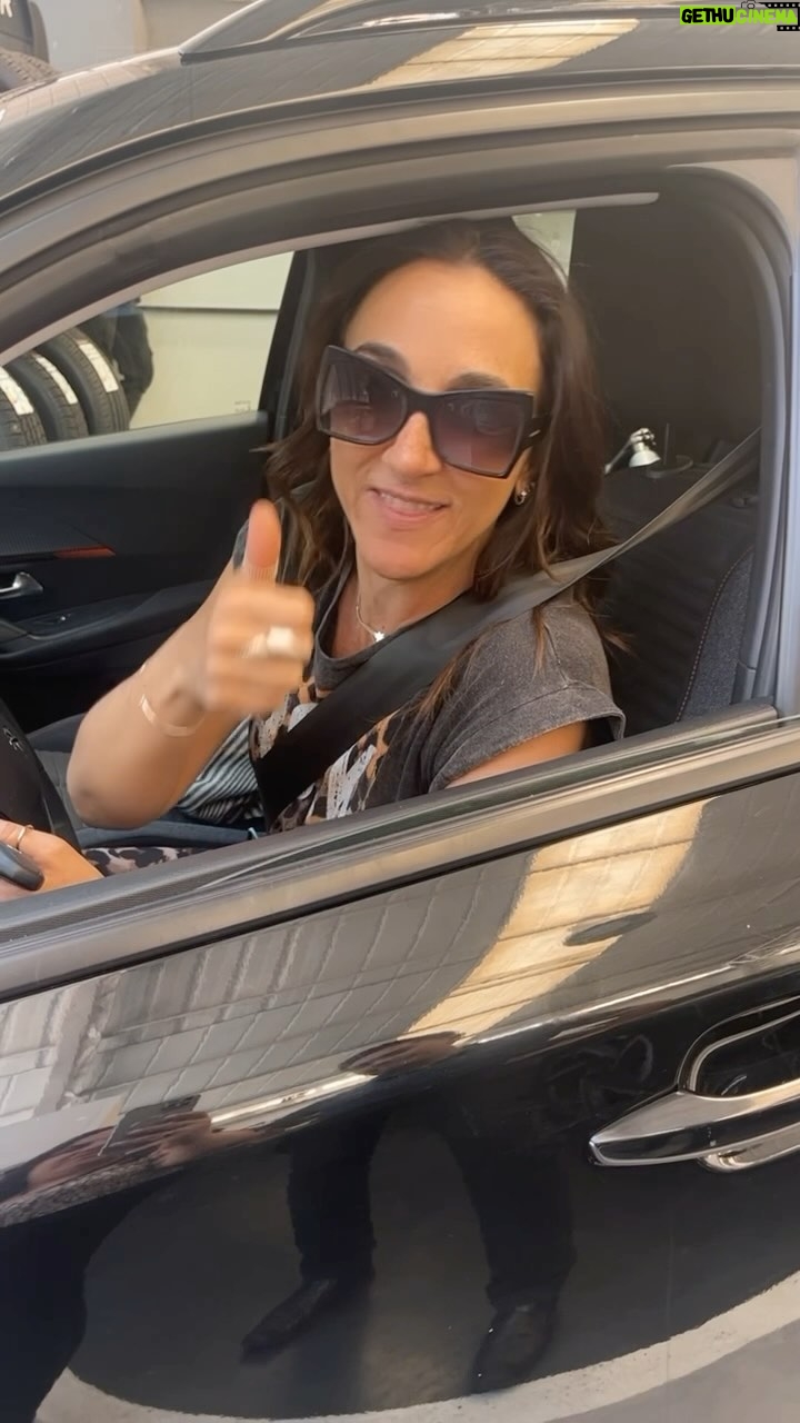 Renata Bravo - 2.2K Likes - Ultra recomendado el taller @automotoragaut precio justo, te dejan el auto impeque, y no te hacen huevo de pato jajajajajajaj además tienen auto de reemplazo pa no quedarse a pata a un precio súper razonable 👌#citroen #pegout #opel digan que van de mi parte 😉 en una de esas …… 🤪