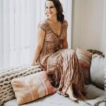 Renata Bravo Instagram - Jugando a ser modelo y que ? Me invitó el tremendo @rodocarvajalfotografia a una sesión de fotos en mi casa….. y acá una pincelada de lo que fue …… atrévete tu tbn 👌 #fotografia #sesionencasa❤️ #momentos #recuerdos