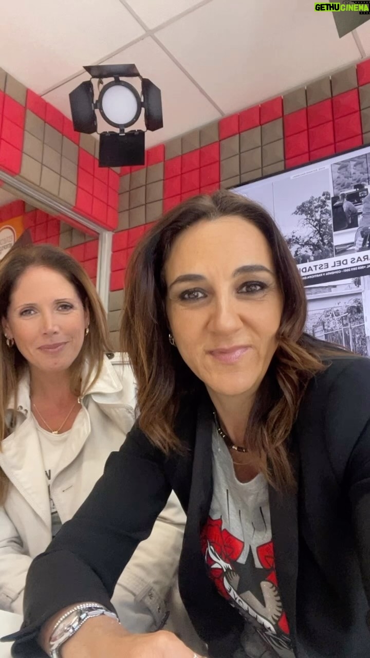 Renata Bravo - 0.9K Likes - De lunes a viernes 10 a 12 hrs por la @estacionmetropolitanafm 95.9 HABLE CON ELLAS anótelo! Se viene pronto!!!!!! #comunidad #risas #datos #conversa #anécdotas #serviciopublico