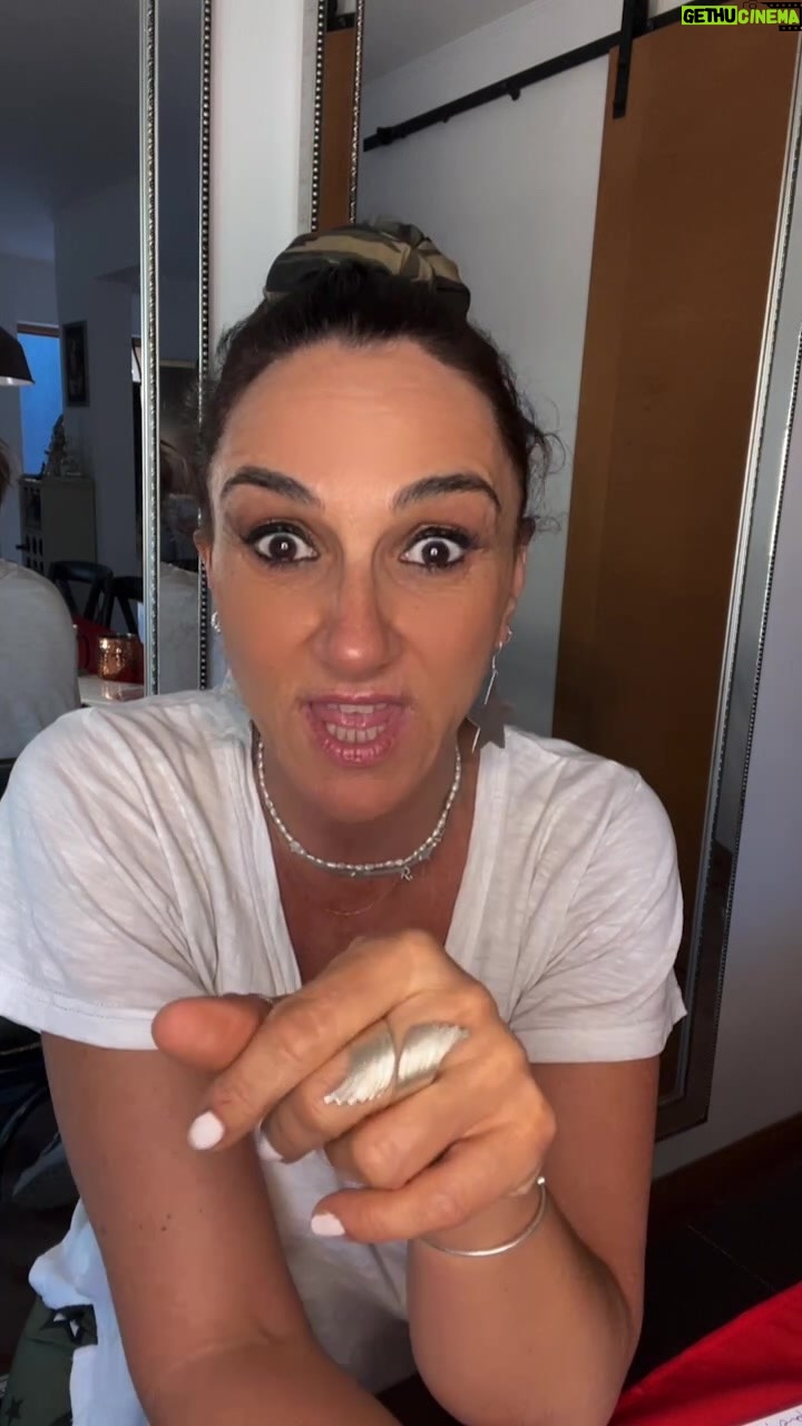 Renata Bravo - 692 Likes - Live Venta de bodega de INTIME todos los oullet Puerto Montt , Viña del Mar , Quilicura la Florida y Maipú desde el 3 al 8 de enero ! Todo a $9.990 3 sostenes, 6 calzones, Pijamas , trajes de baño! TODO! Ademas tenemos 500 gift card con $10.000 para los primeros en llegar mañana 3 de enero! @intimechile los esperamos!